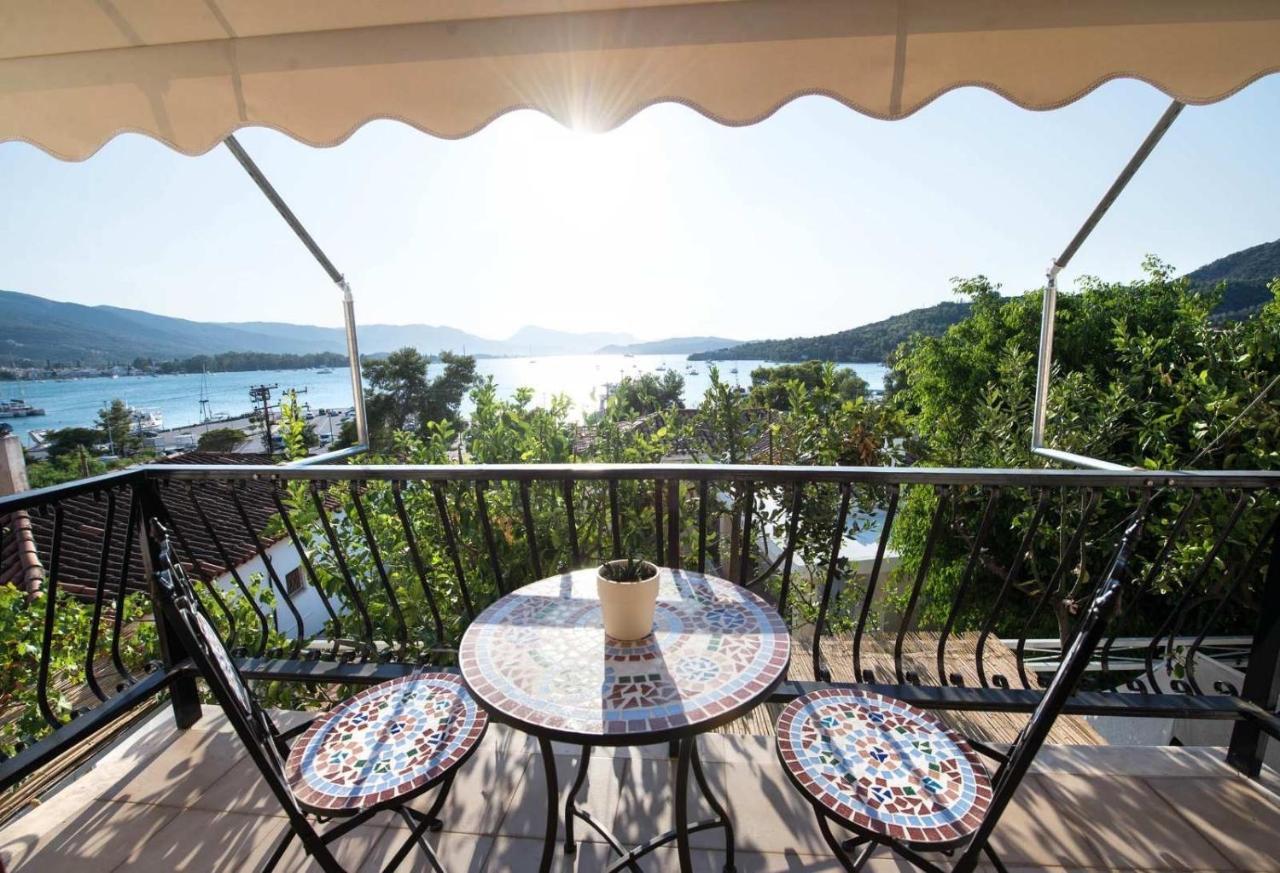 Archontikon 1800 Apartment Poros Town Exterior photo